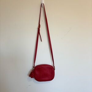 Vintage Lord Taylor Red Woven Leather Crossbody Bag Tassels